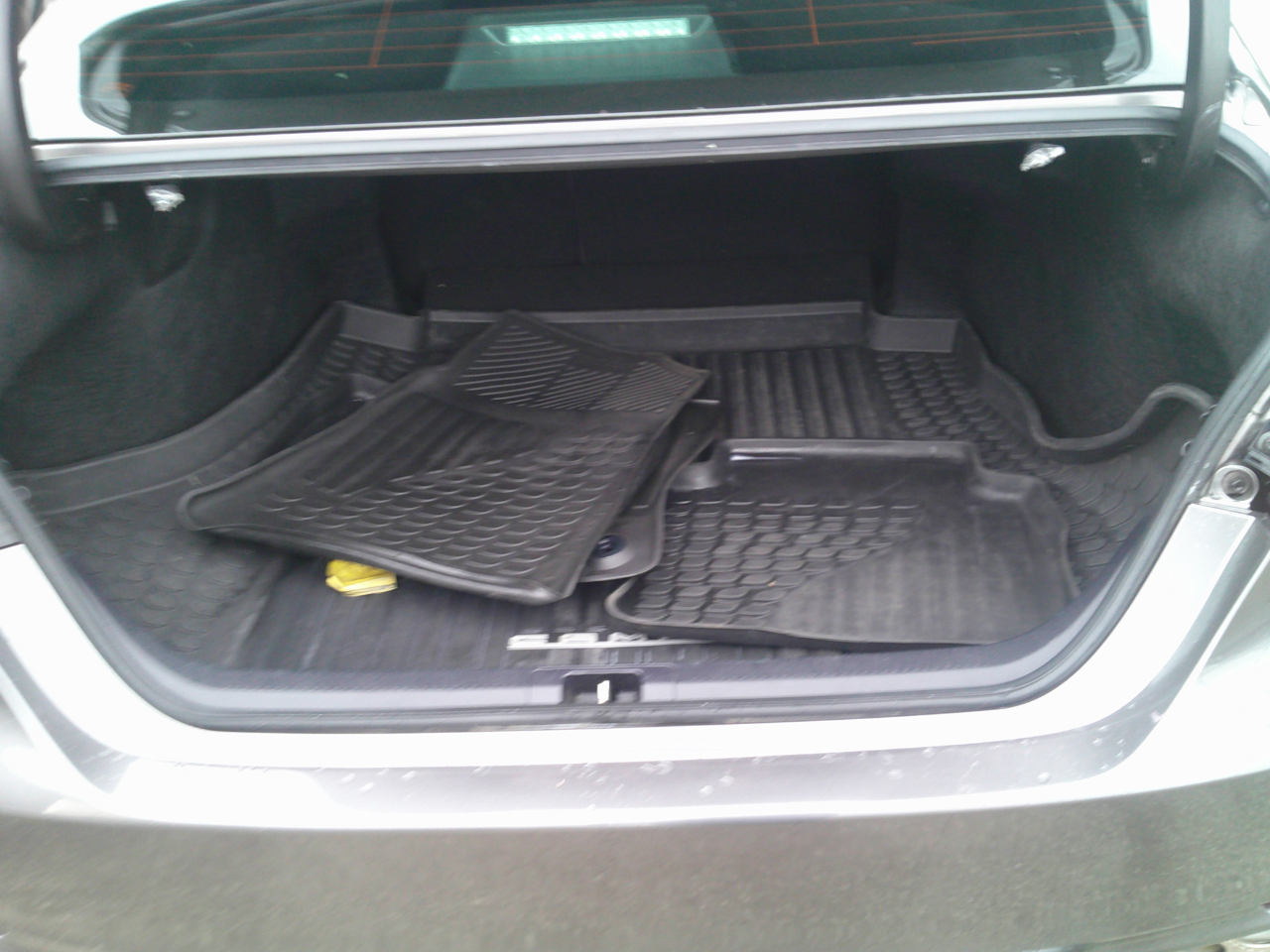 Toyota Camry SE 2023