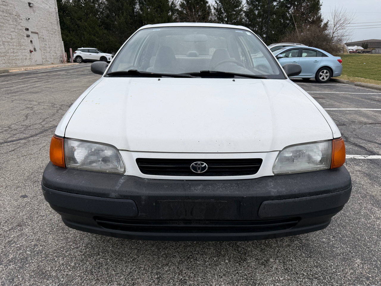 Toyota Tercel 2-Door sedan 1996