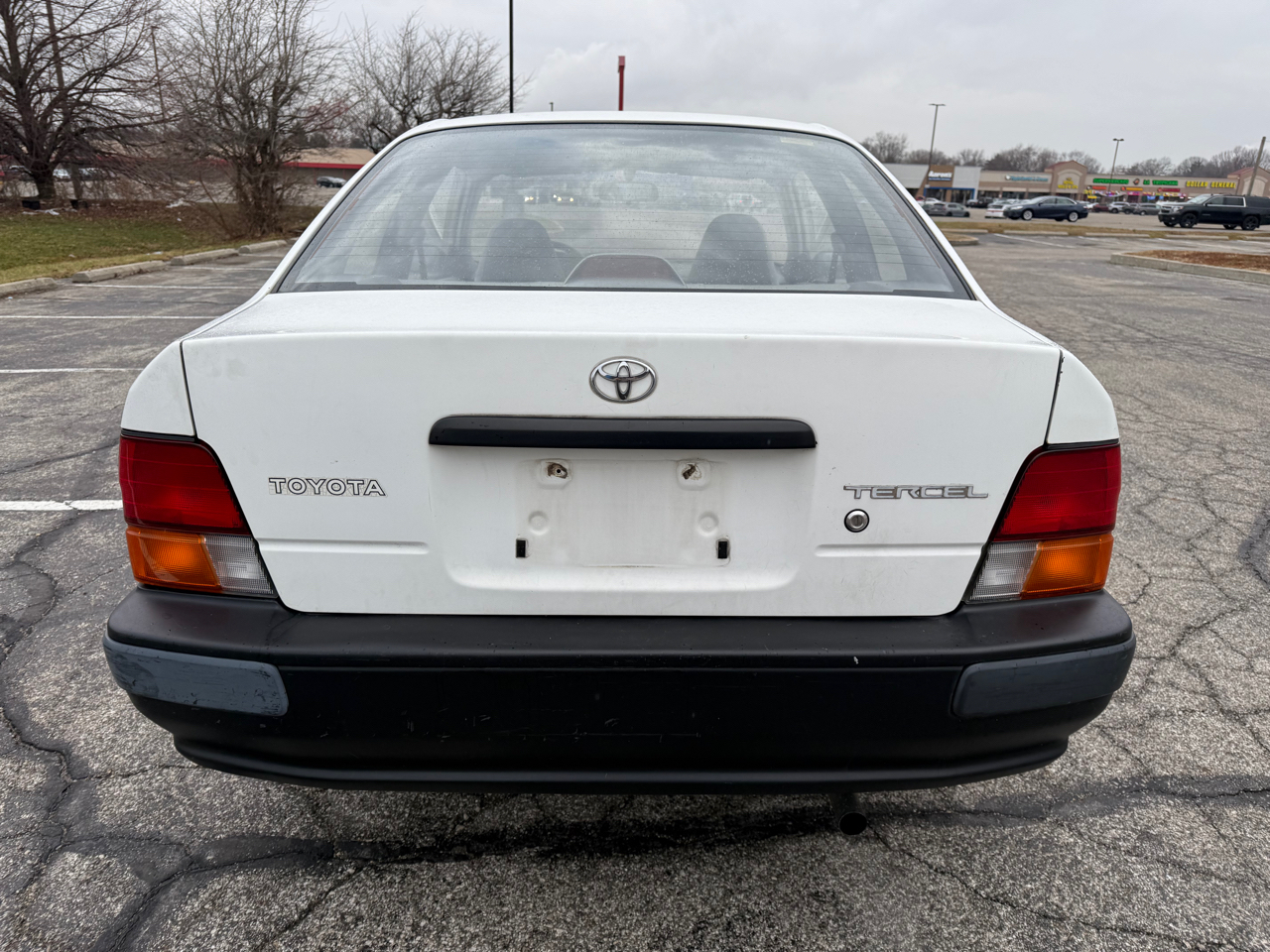 Toyota Tercel 2-Door sedan 1996