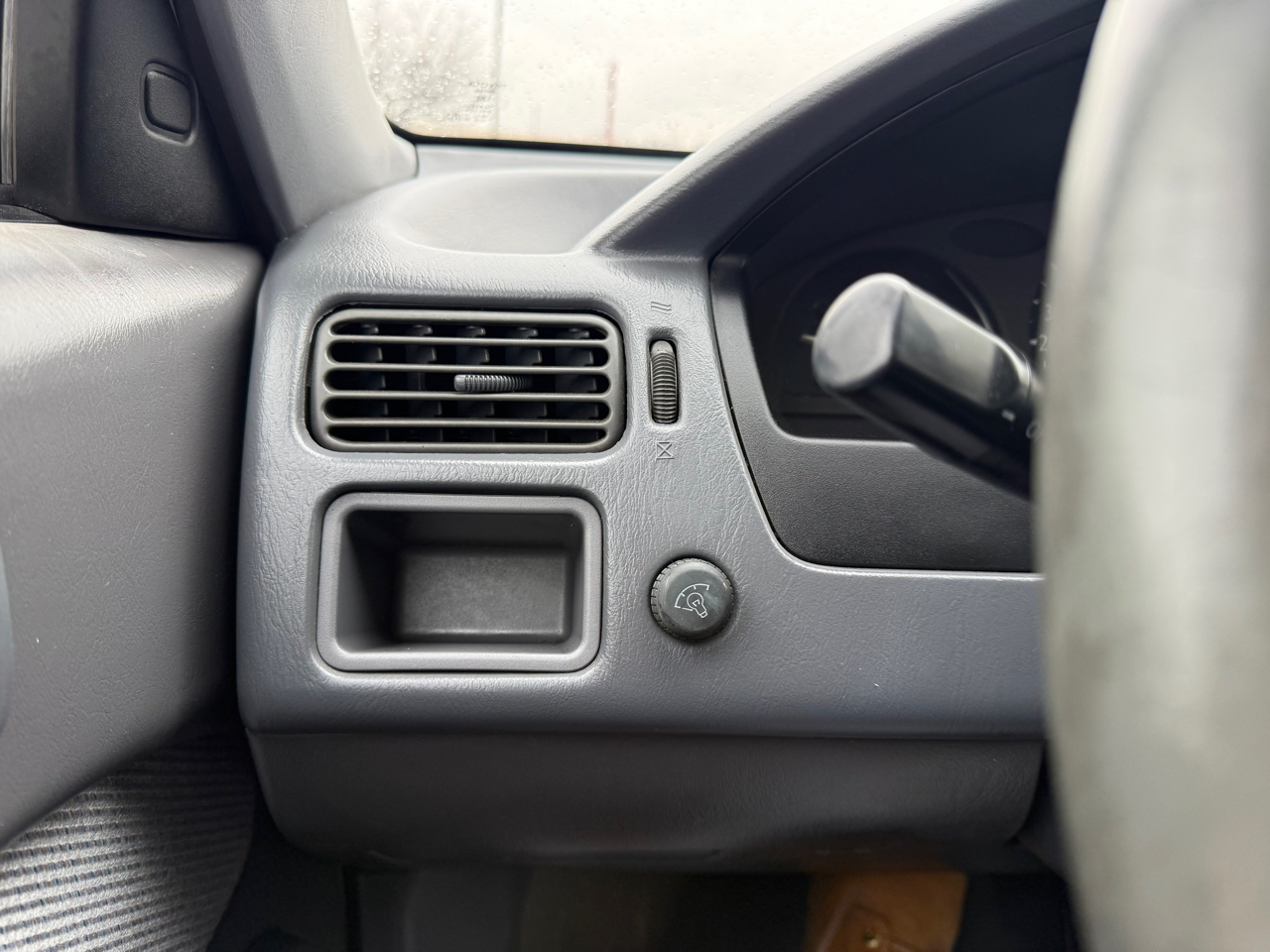 Toyota Tercel 2-Door sedan 1996