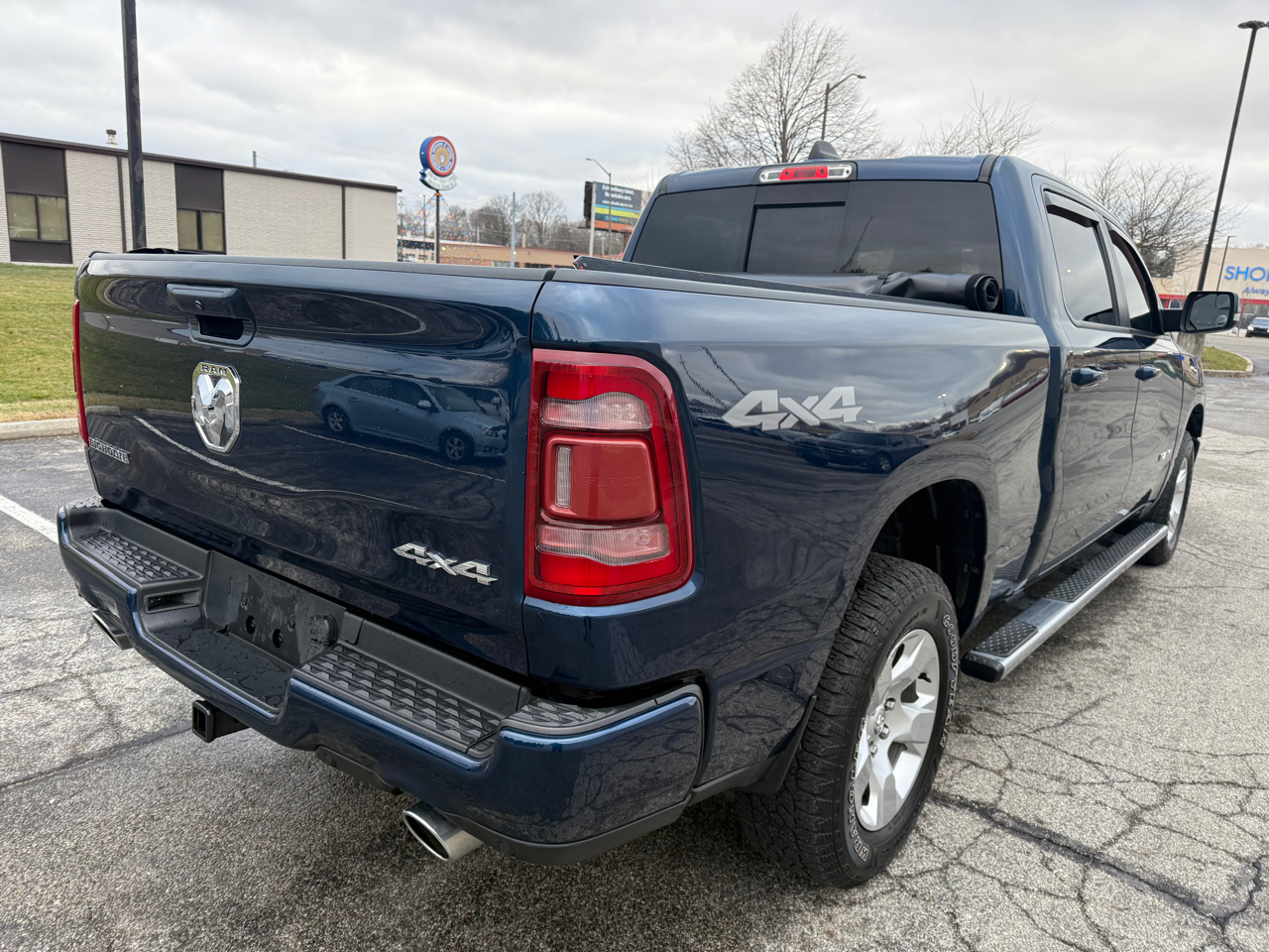 RAM 1500 Big Horn Crew Cab LWB 4WD 2019