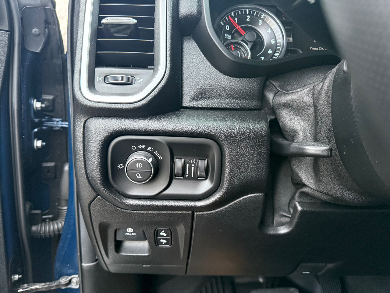 RAM 1500 Big Horn Crew Cab LWB 4WD 2019