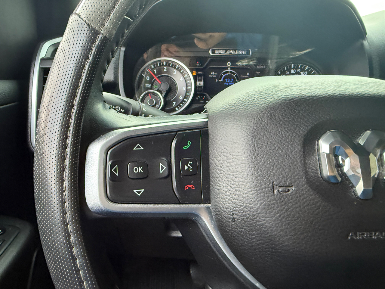 RAM 1500 Big Horn Crew Cab LWB 4WD 2019