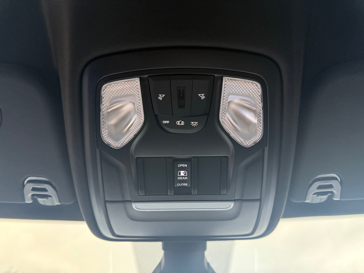 RAM 1500 Big Horn Crew Cab LWB 4WD 2019