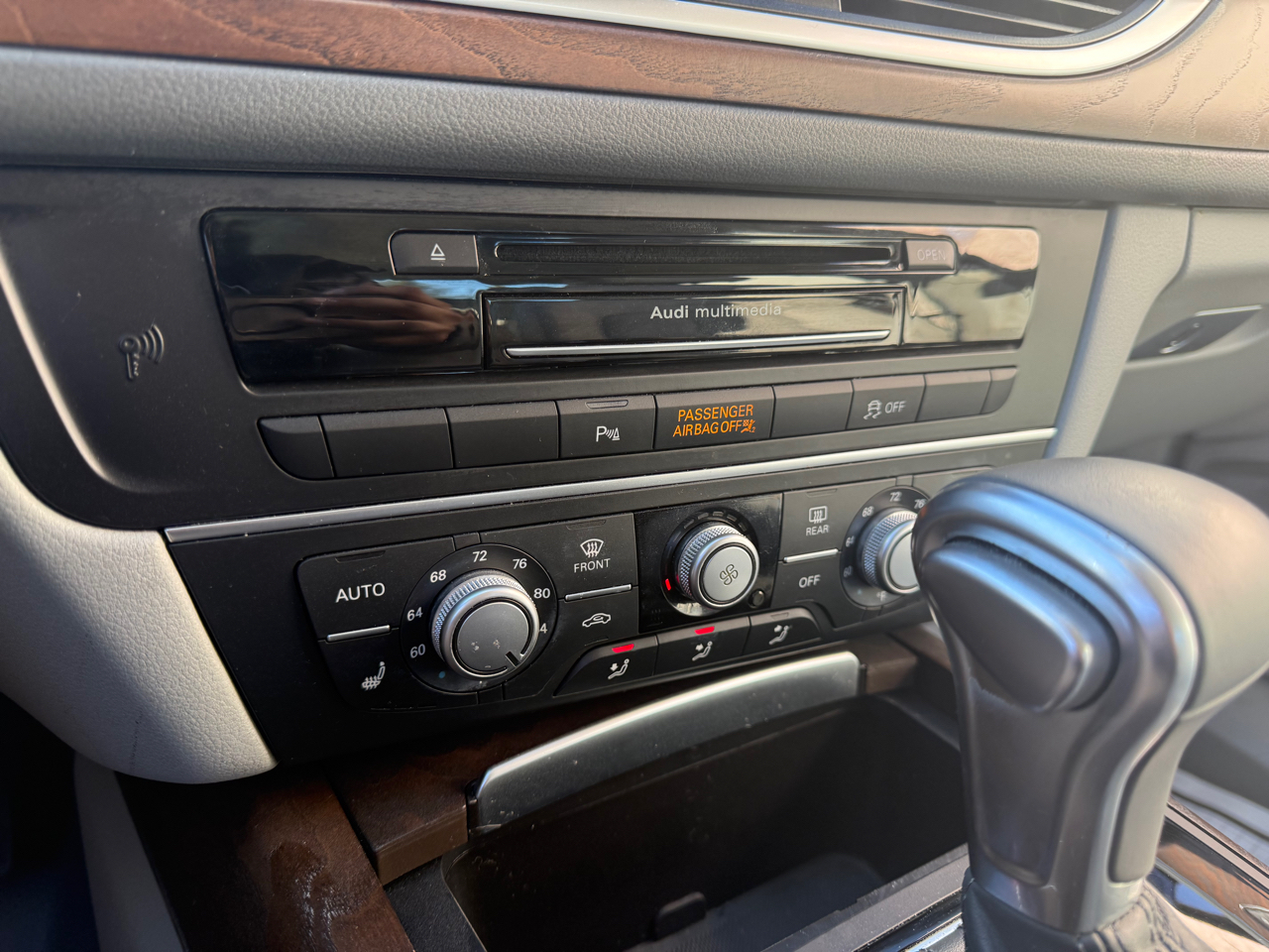 Audi A6 2.0T Premium Plus 2015