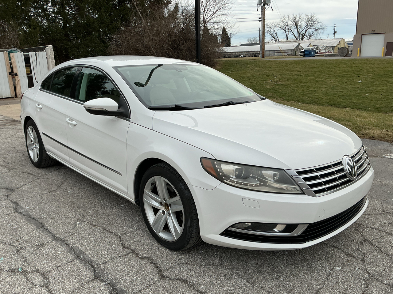 Volkswagen CC Sport w/Lighting Package 2013