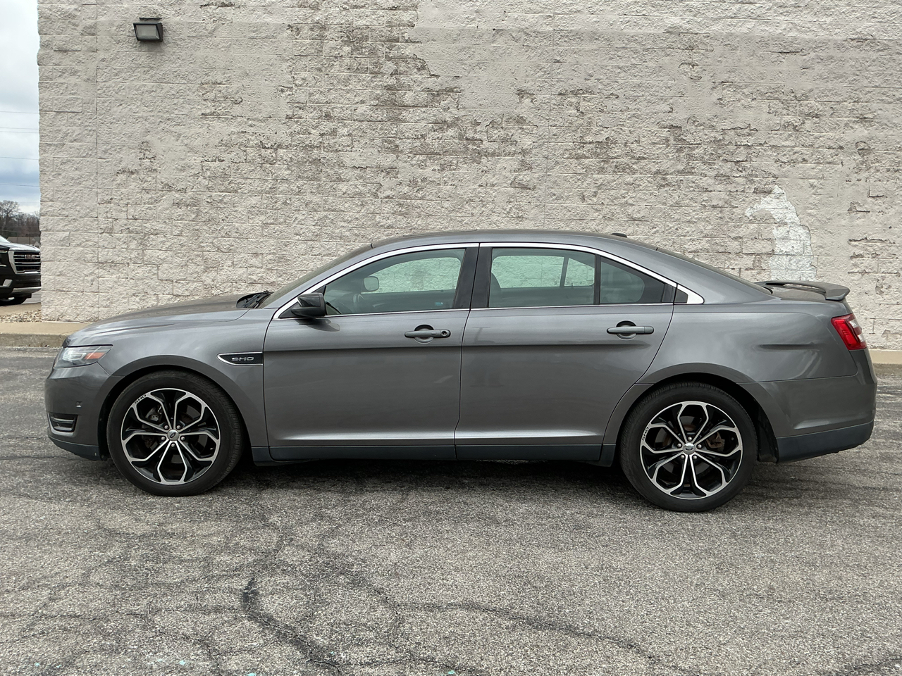 Ford Taurus SHO AWD 2013