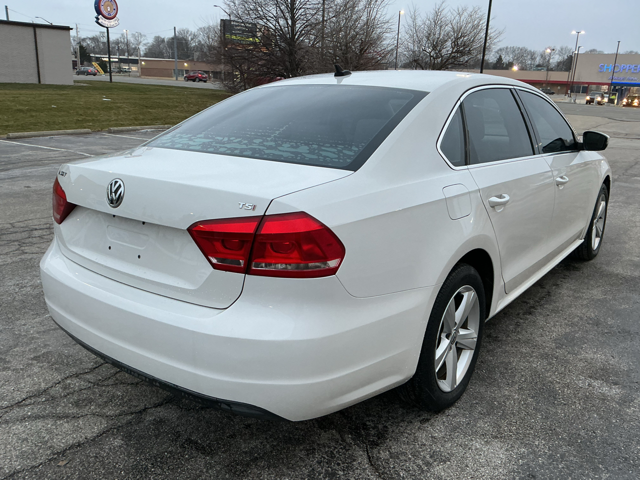 Volkswagen Passat 1.8T Wolfsburg AT 2014