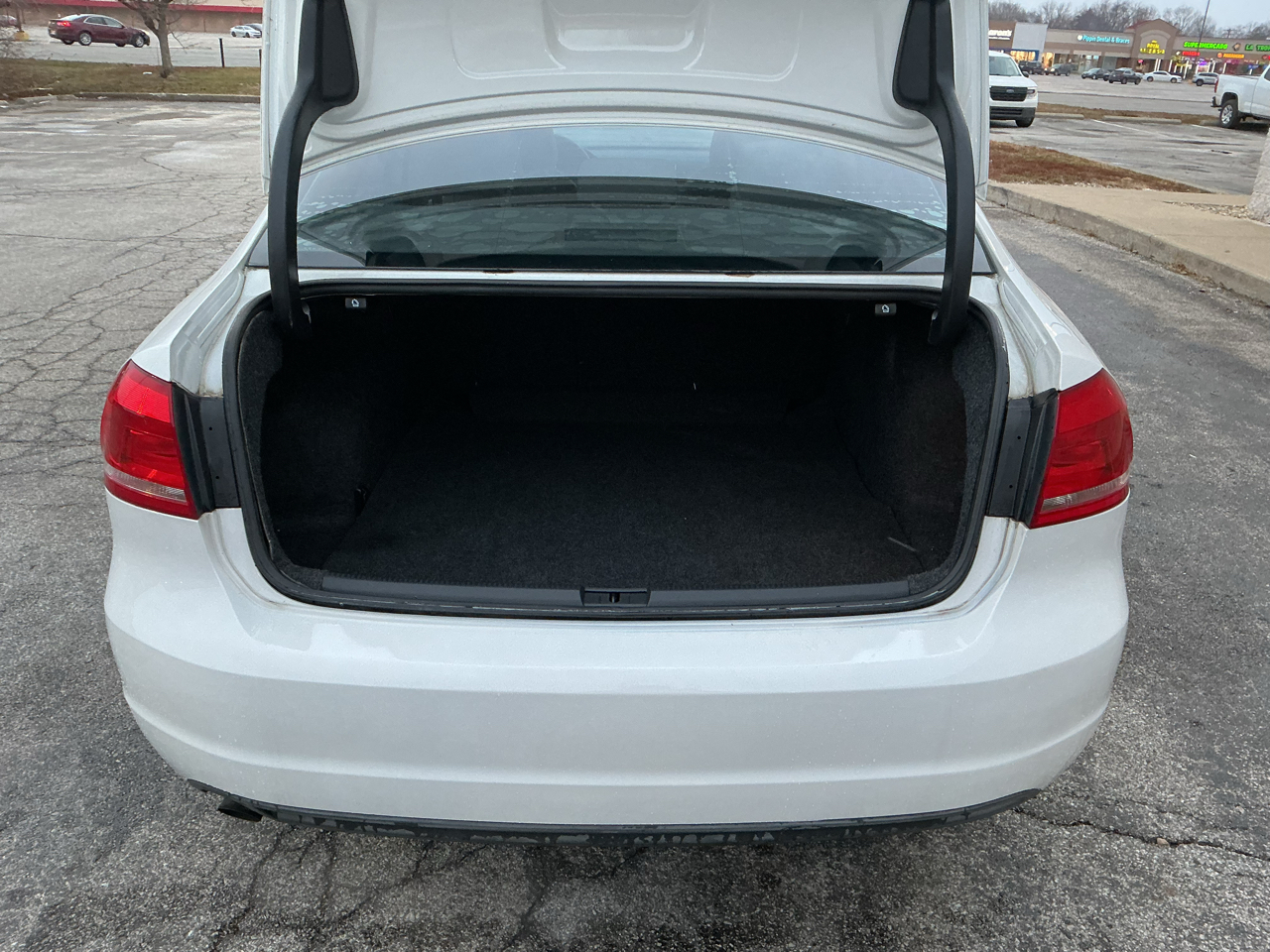 Volkswagen Passat 1.8T Wolfsburg AT 2014