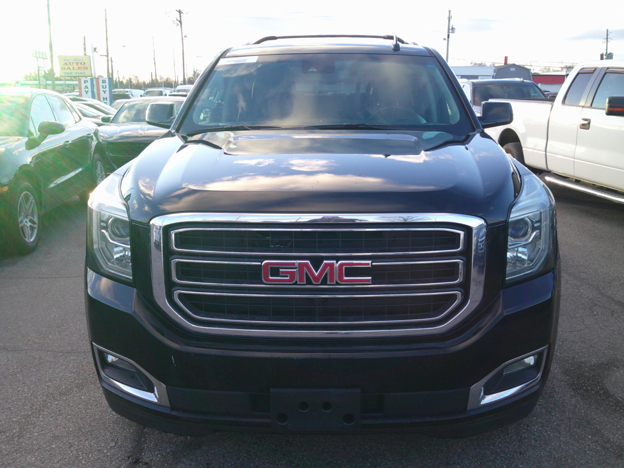 GMC Yukon SLT 4WD 2017