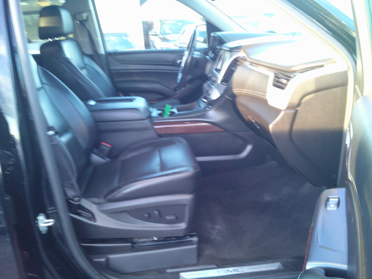 GMC Yukon SLT 4WD 2017