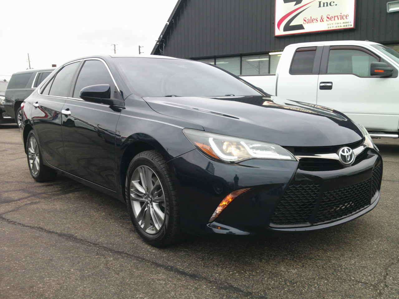 Toyota Camry SE 2015