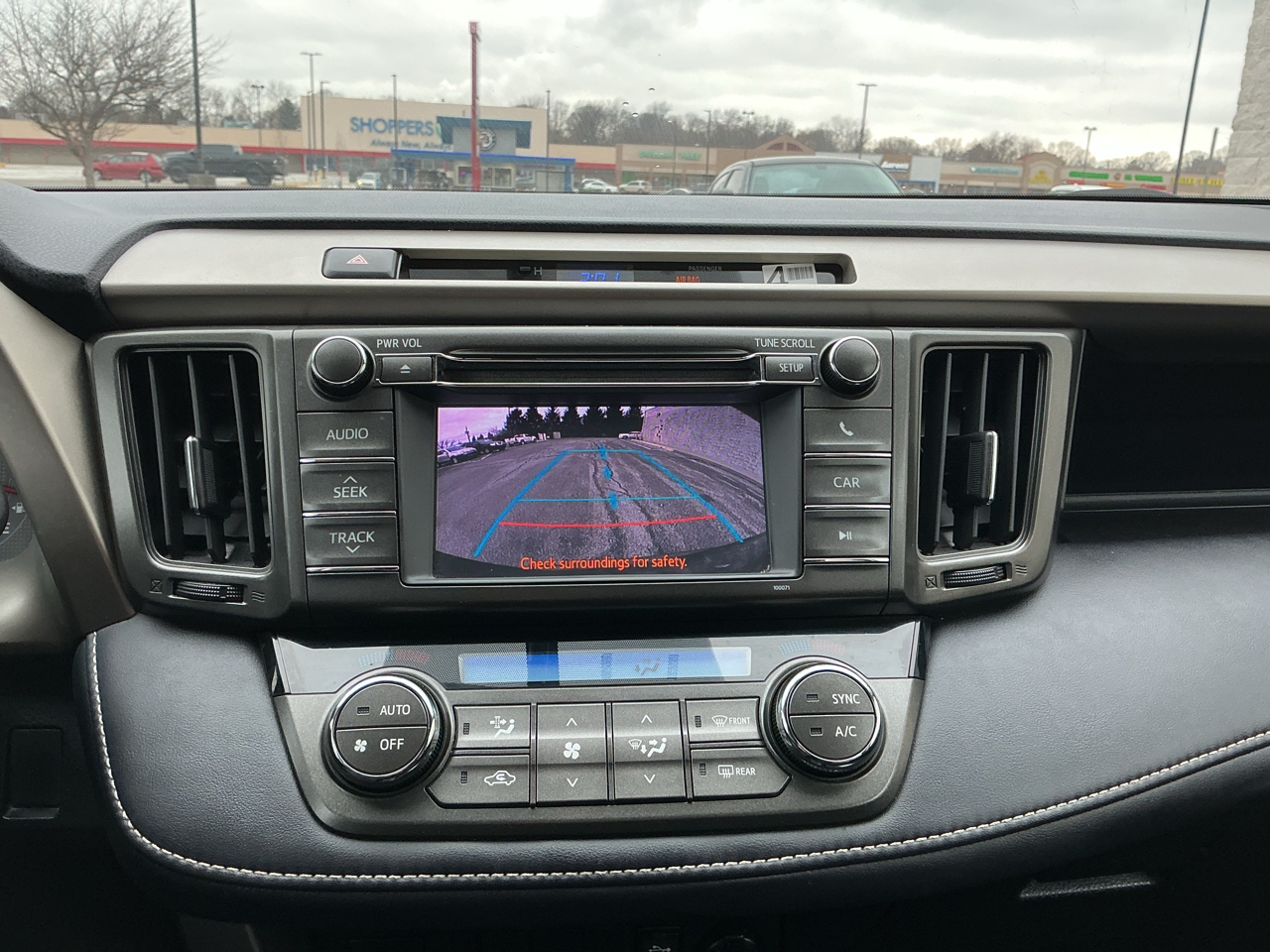 Toyota RAV4 XLE AWD 2013