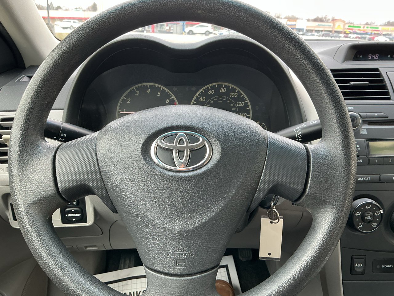 Toyota Corolla 4dr Sdn Auto LE (Natl) 2012