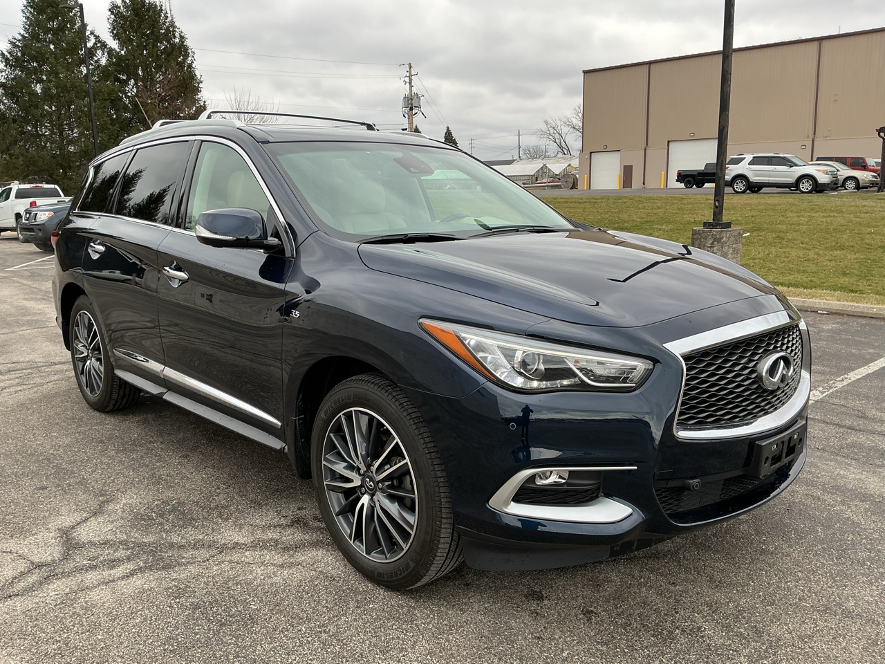 Infiniti QX60 Base AWD 2016