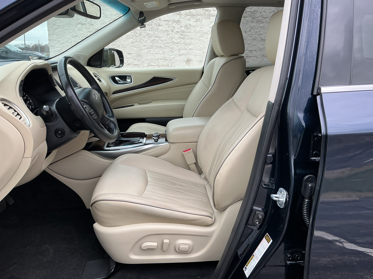 Infiniti QX60 Base AWD 2016