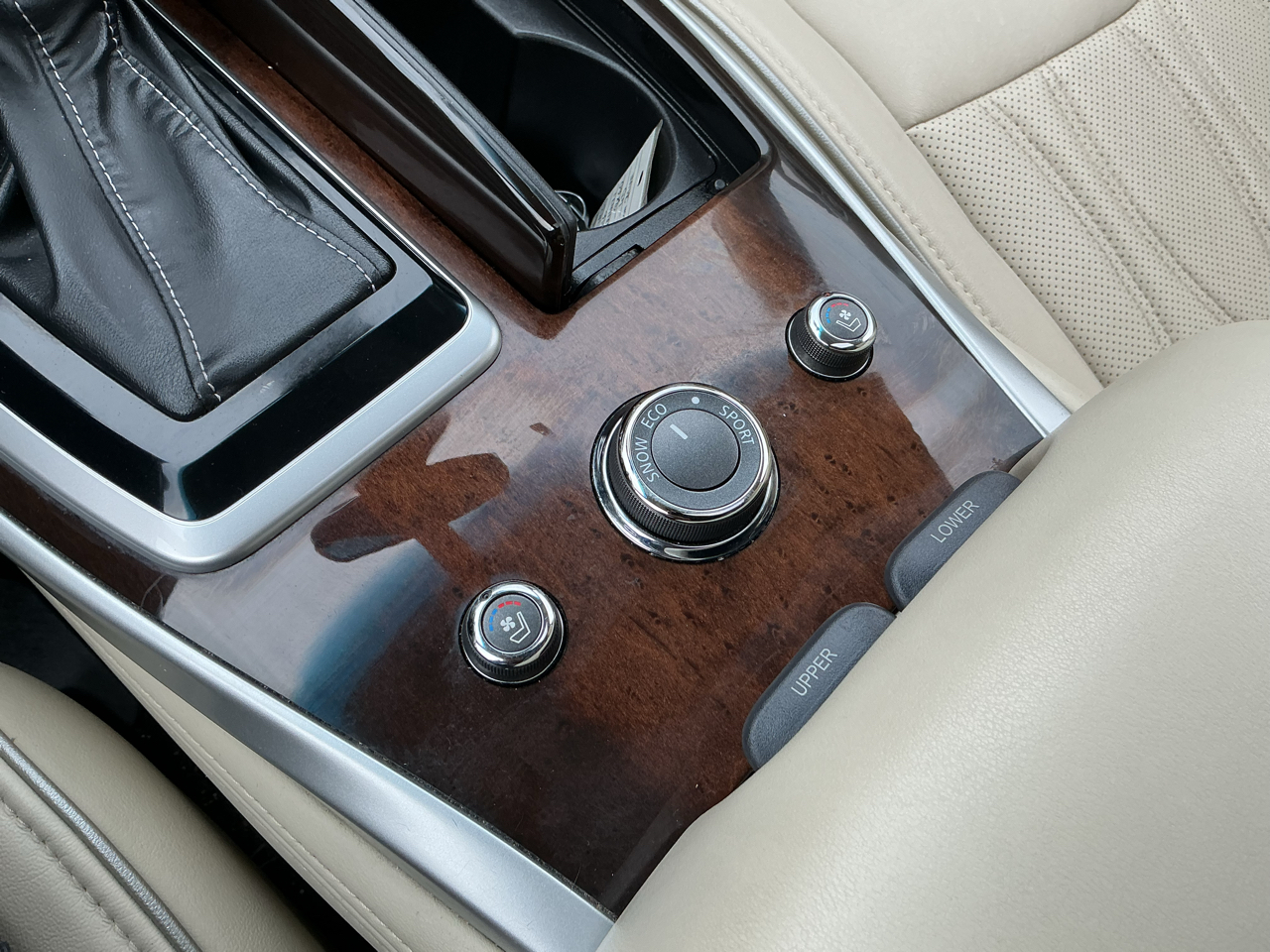 Infiniti QX60 Base AWD 2016