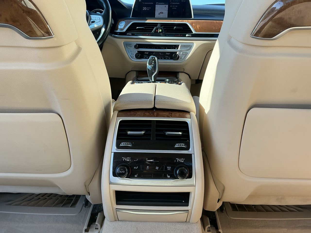 BMW 7-Series 740i xDrive 2018