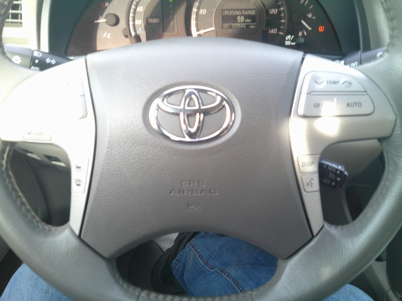 Toyota Camry Hybrid Sedan 2007