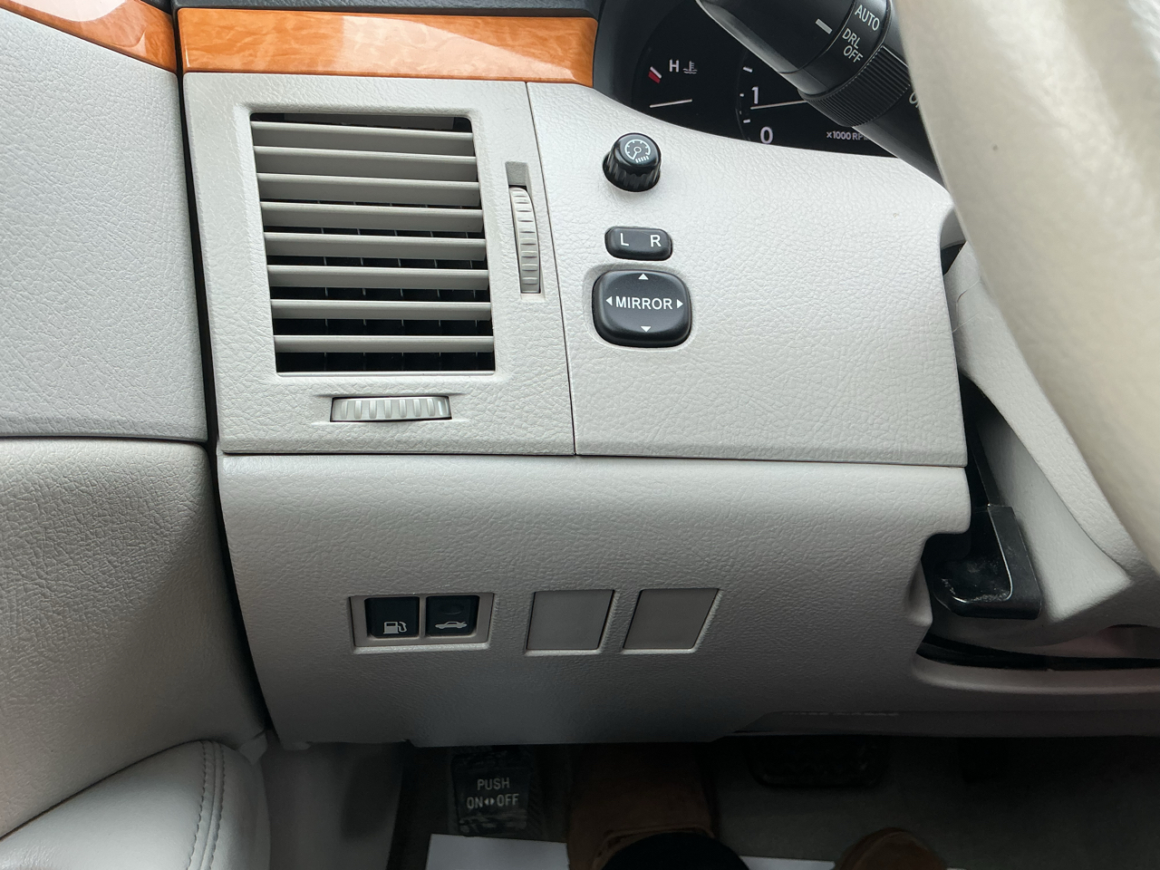 Toyota Avalon Limited 2007