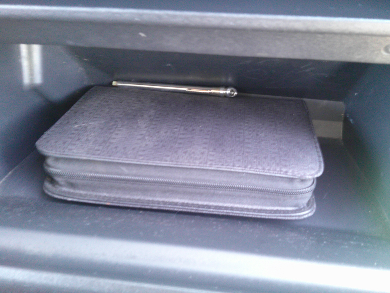 Scion xB 5-Door Wagon 5-Spd MT 2012