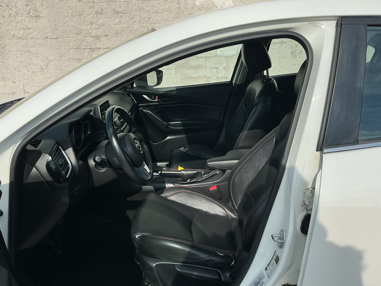 Mazda MAZDA3 i Touring AT 5-Door 2014