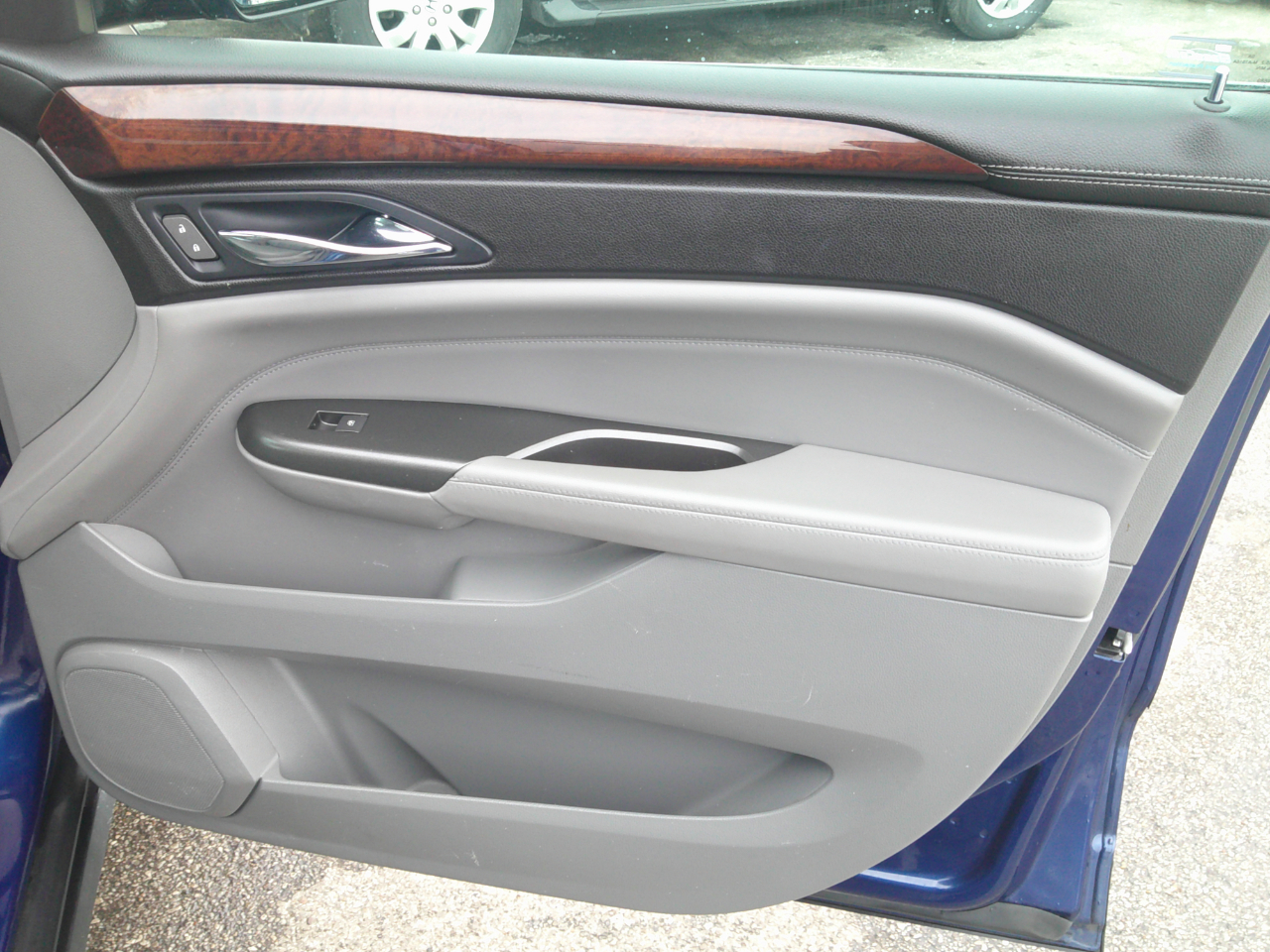 Cadillac SRX Luxury AWD 2012