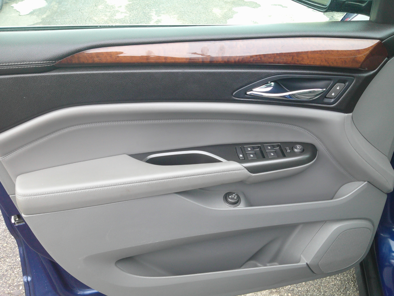 Cadillac SRX Luxury AWD 2012