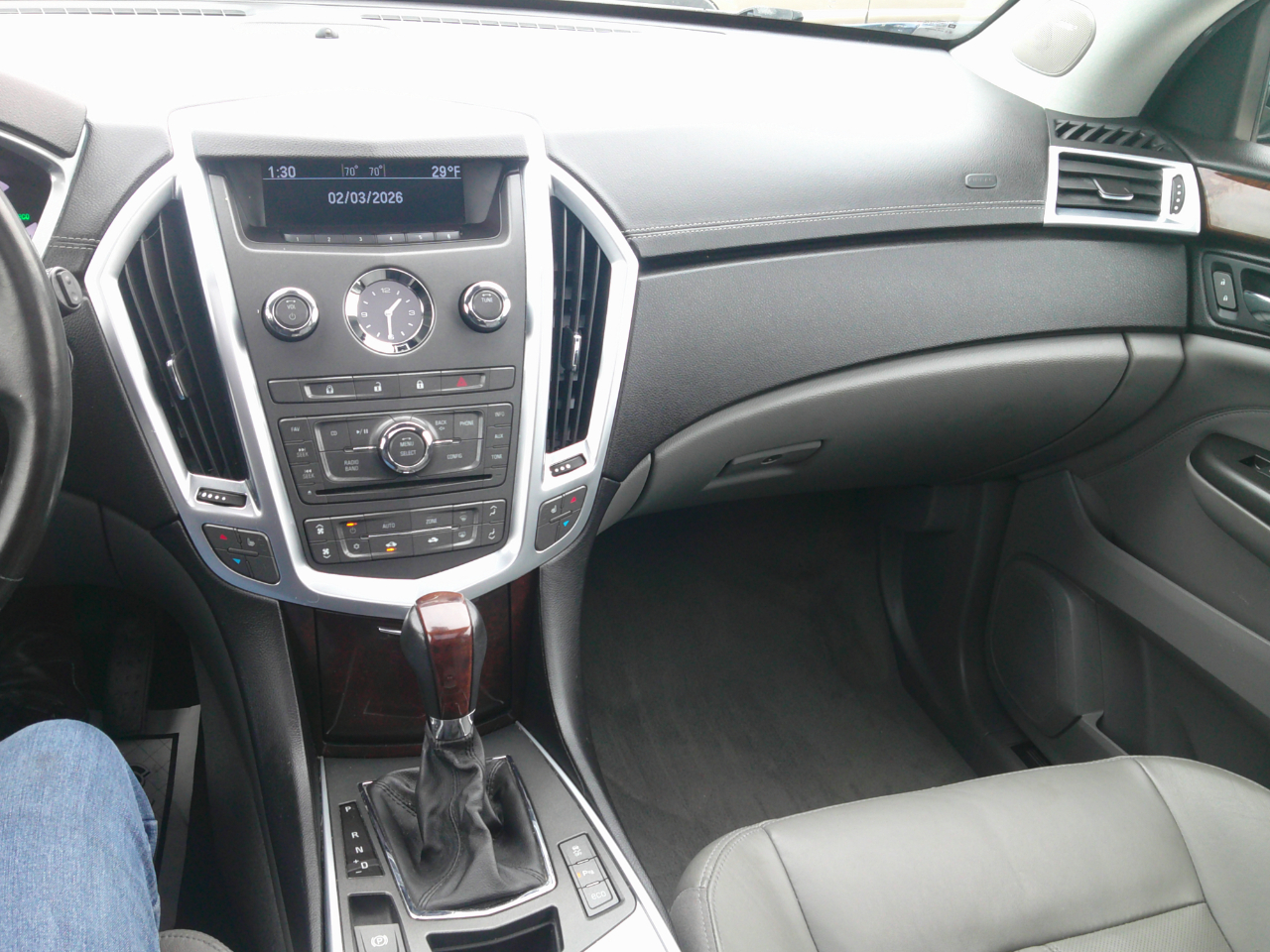 Cadillac SRX Luxury AWD 2012