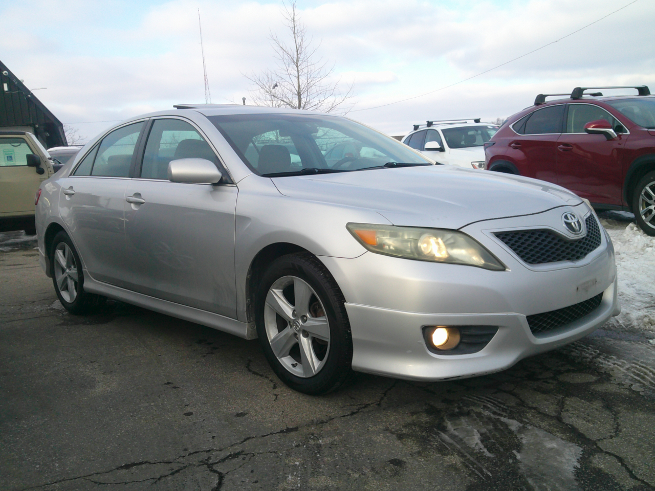 Toyota Camry SE 2011