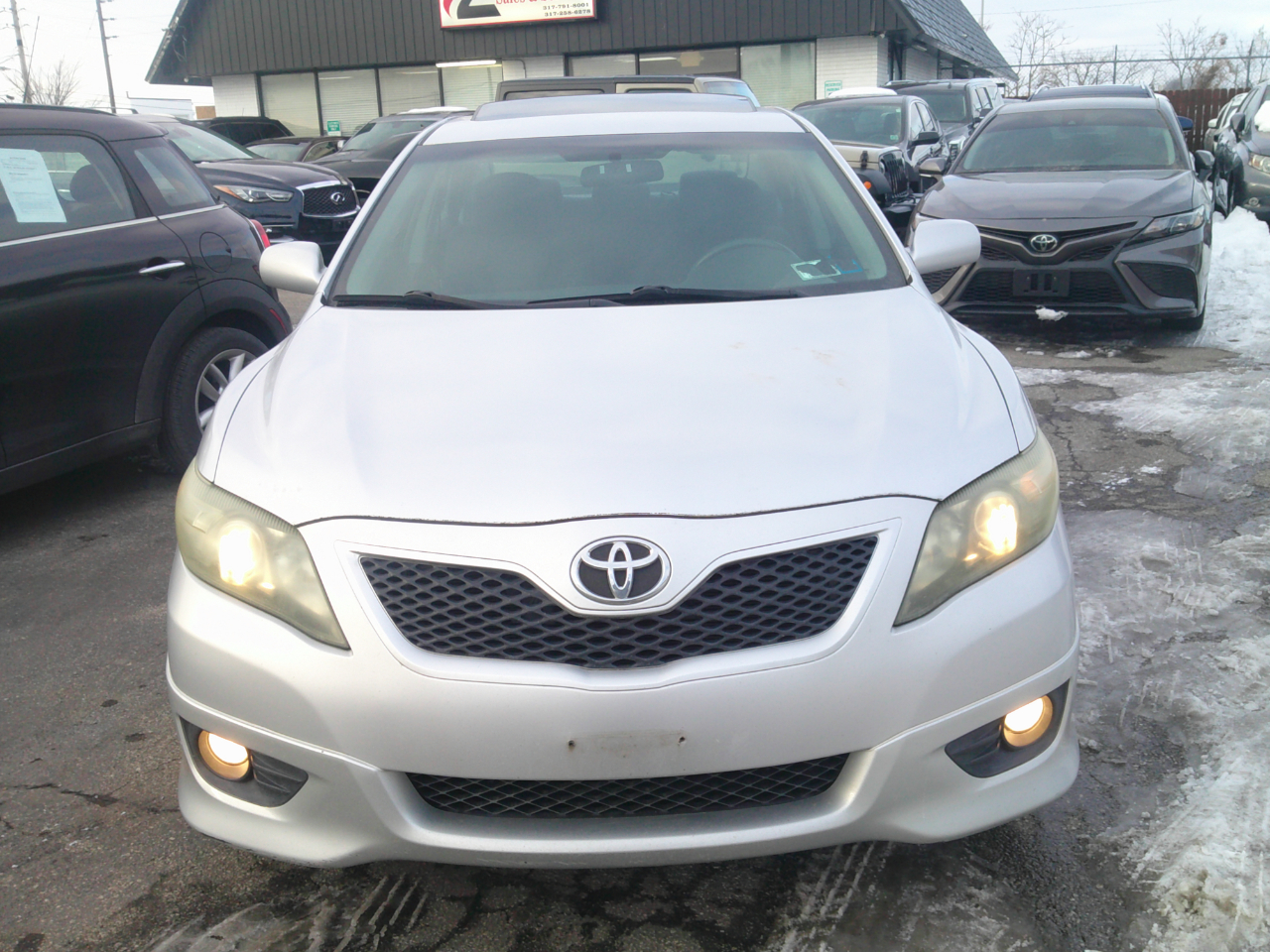 Toyota Camry SE 2011