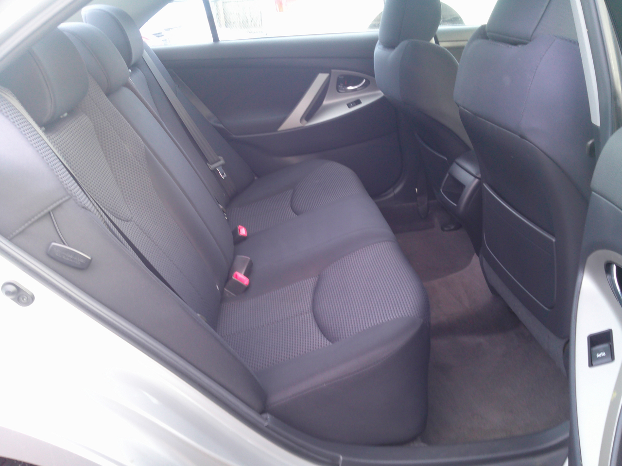 Toyota Camry SE 2011