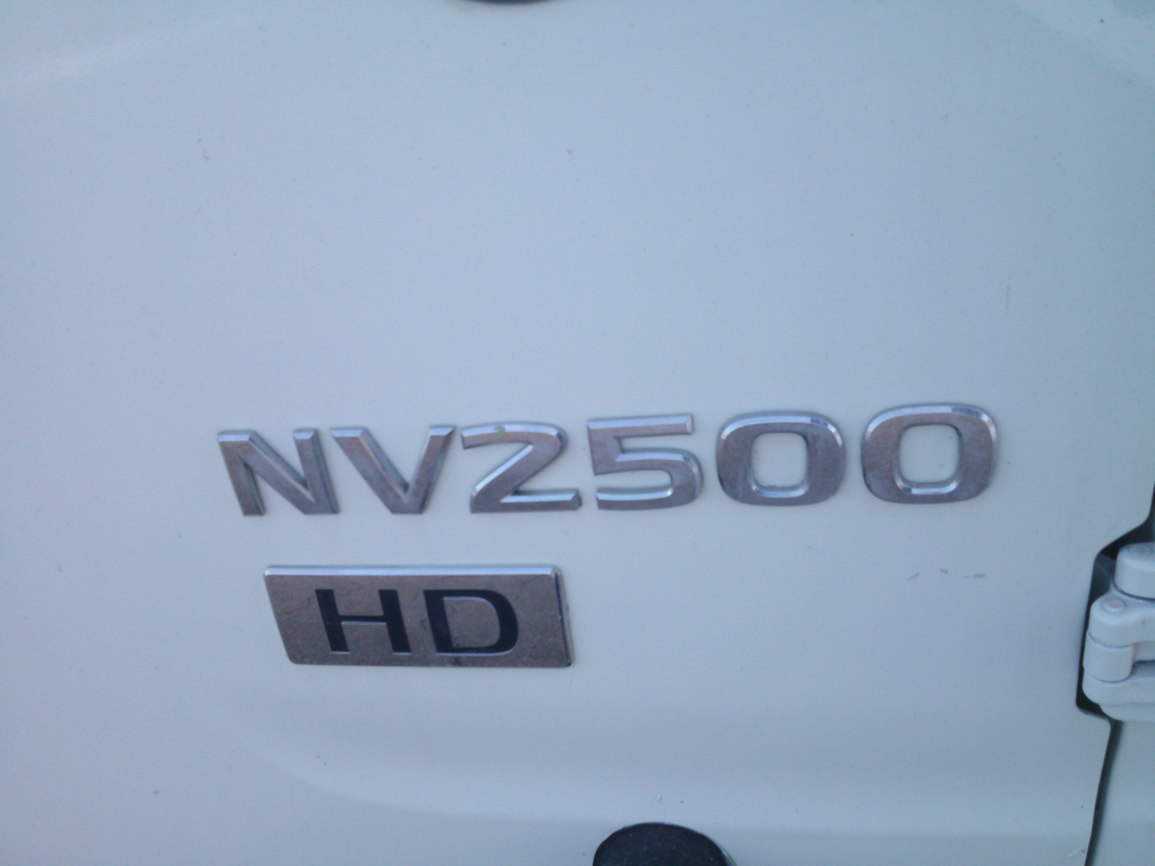 Nissan NV Cargo 2500 HD S V6 High Roof 2014