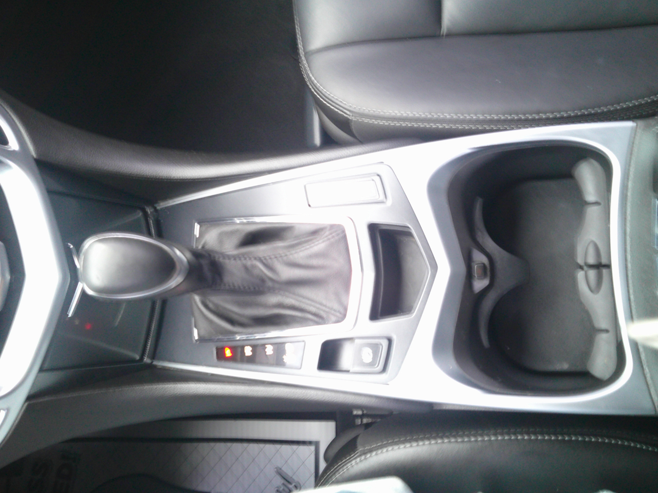 Cadillac SRX Standard FWD 2015