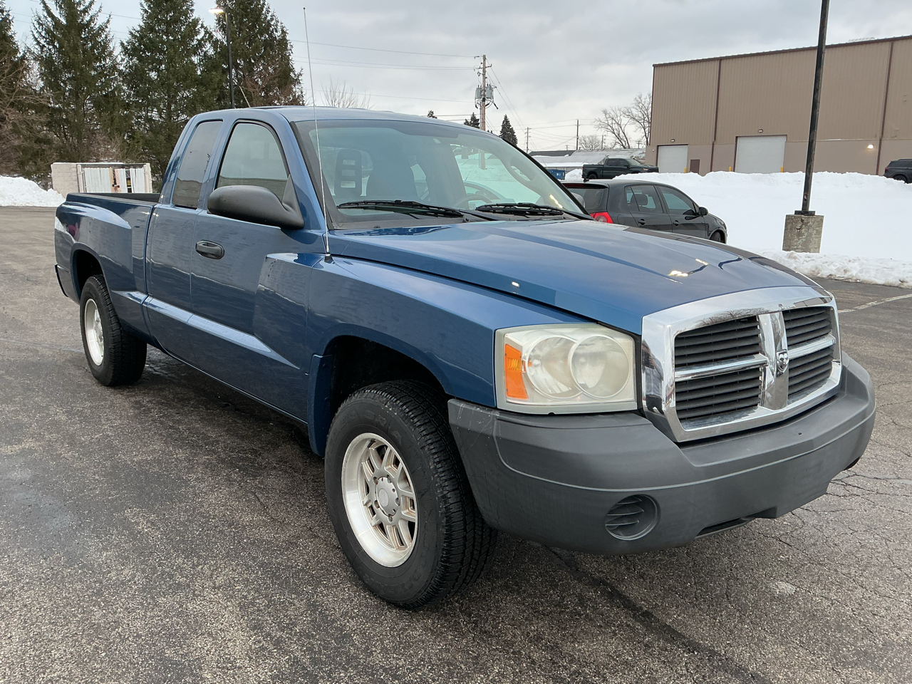 Dodge Dakota ST Club Cab 4WD 2005