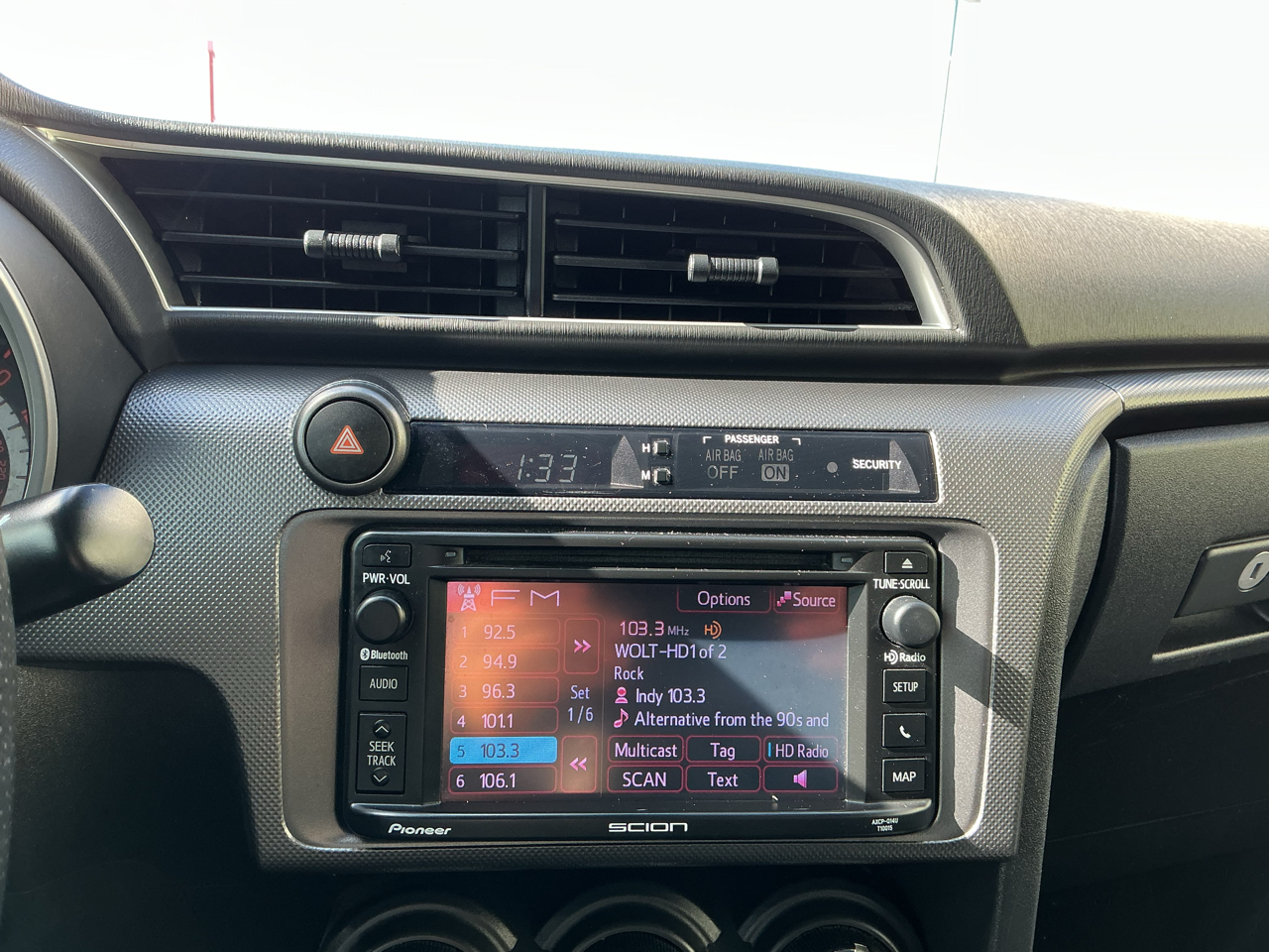 Scion tC Sports Coupe 6-Spd AT 2014