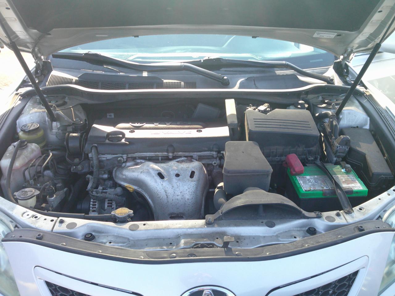 Toyota Camry SE 5-Spd AT 2009