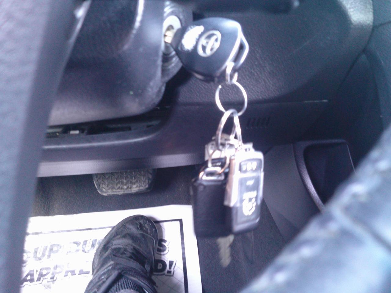 Toyota Camry SE 5-Spd AT 2009