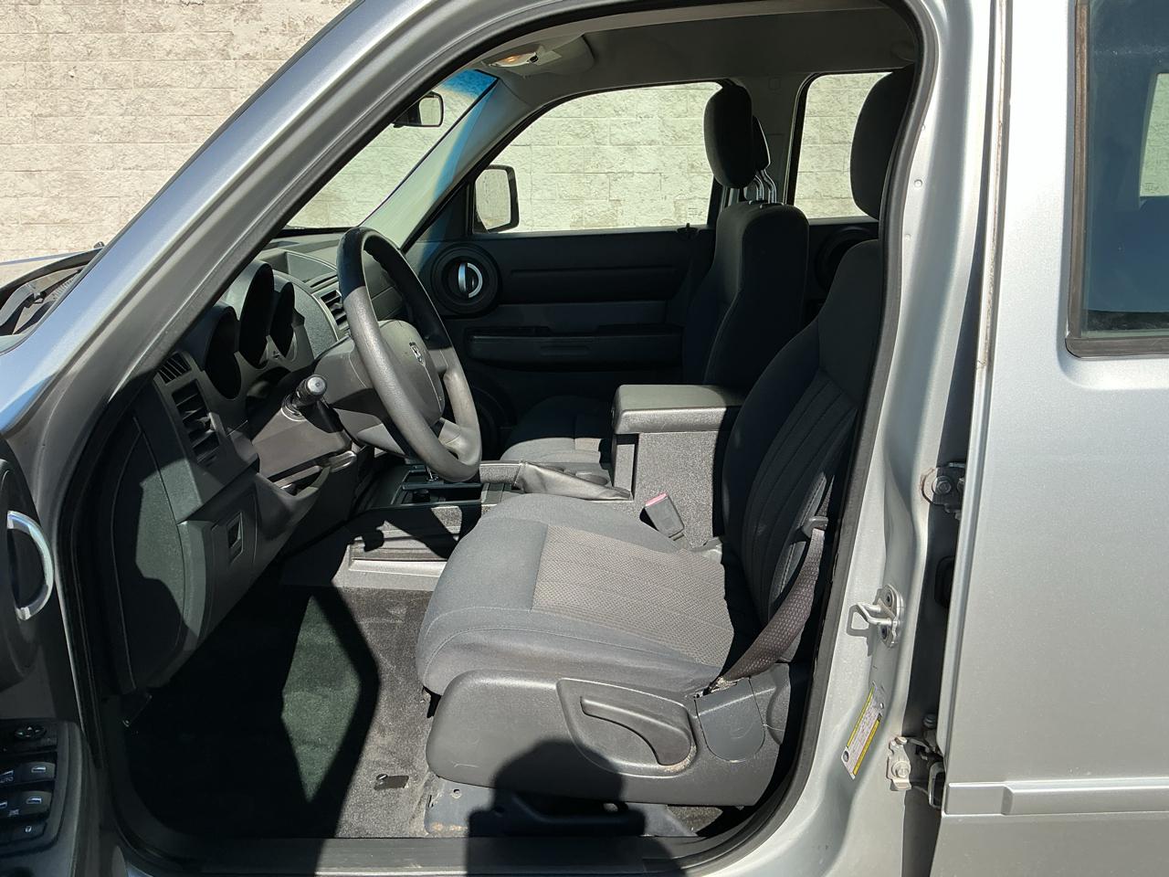 Dodge Nitro SE 4WD 2011