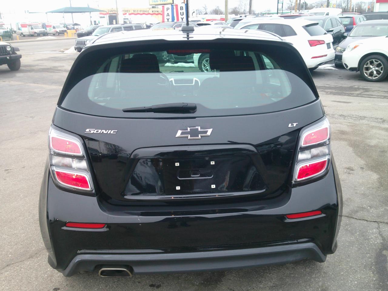 Chevrolet Sonic LT Auto 5-Door 2018