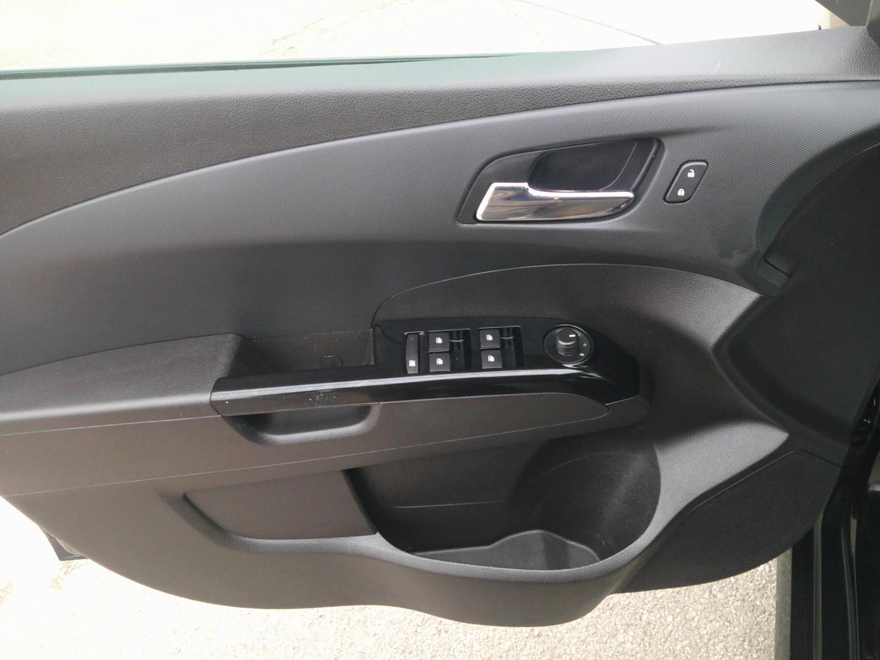 Chevrolet Sonic LT Auto 5-Door 2018