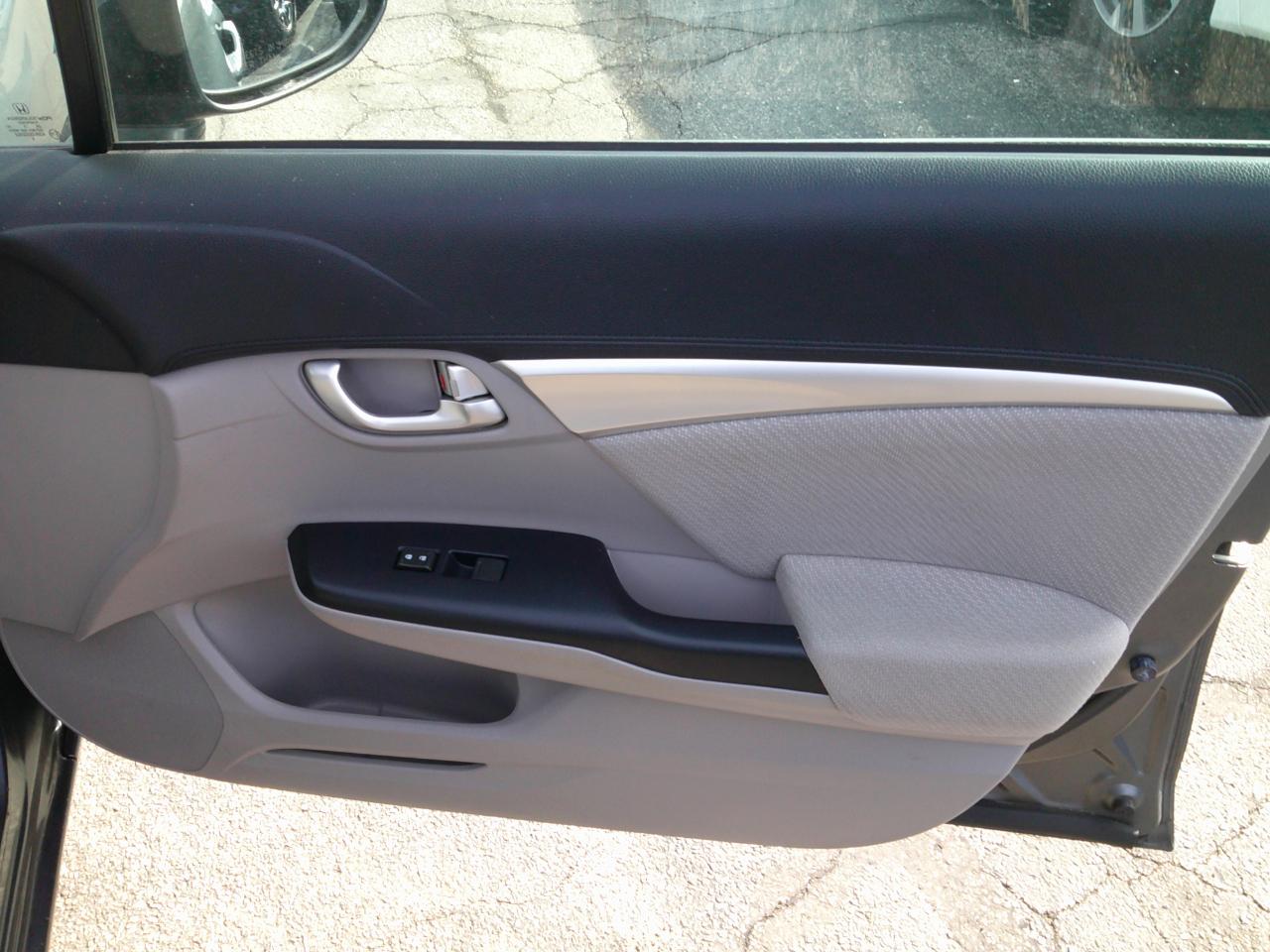 Honda Civic EX Sedan 5-Speed AT 2013