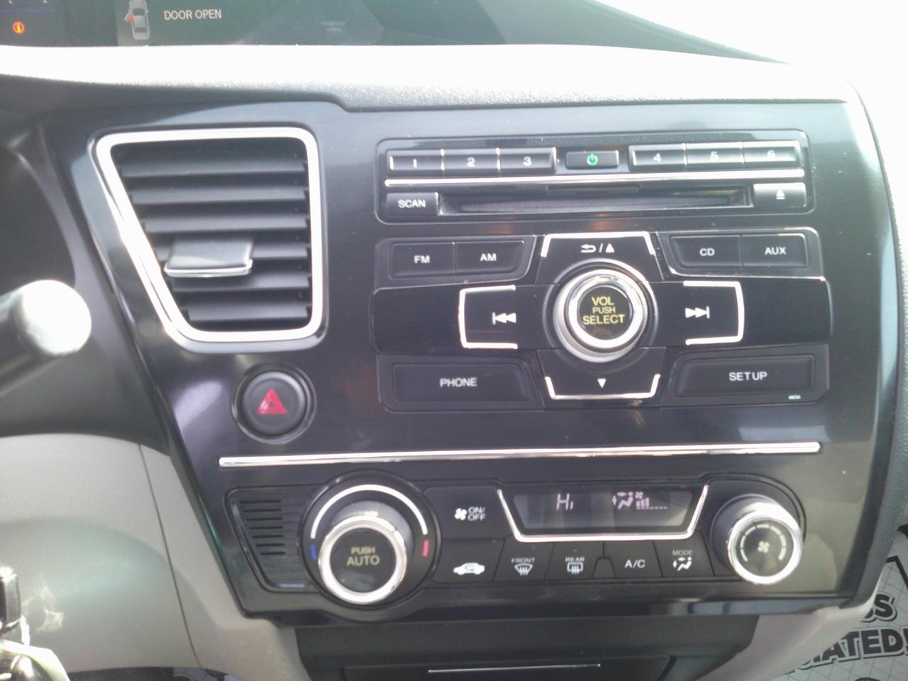 Honda Civic EX Sedan 5-Speed AT 2013