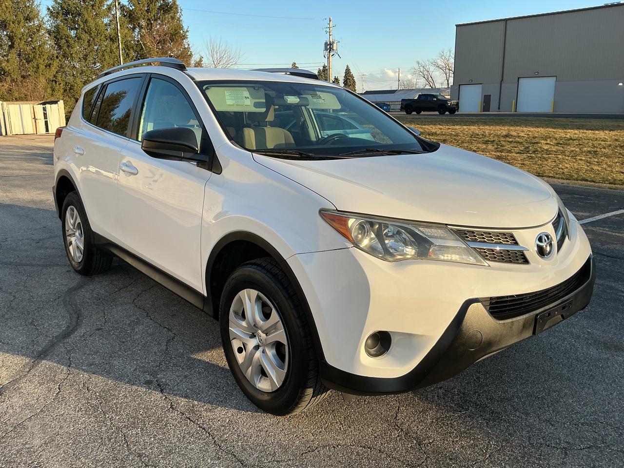 Toyota RAV4 LE AWD 2013