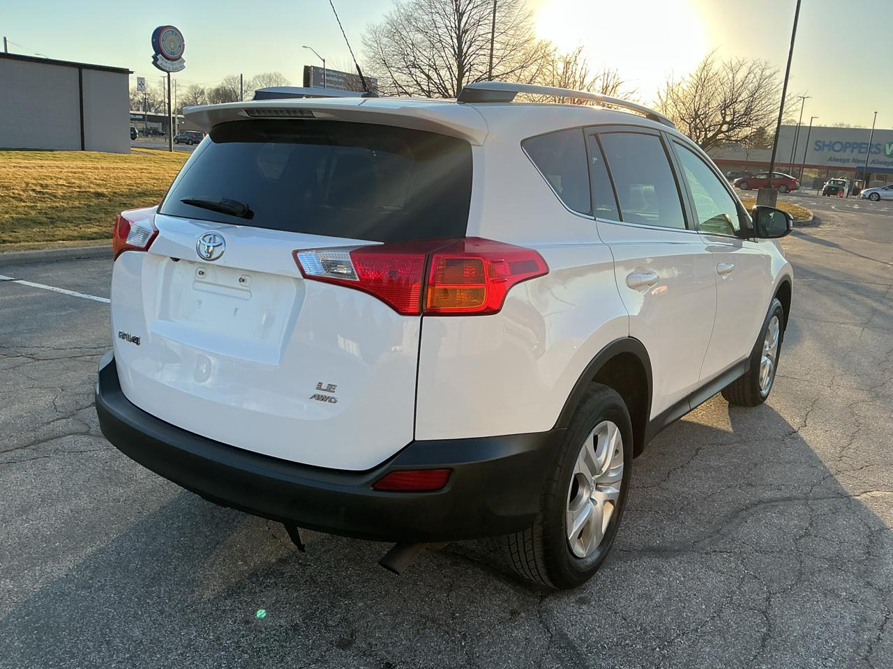 Toyota RAV4 LE AWD 2013