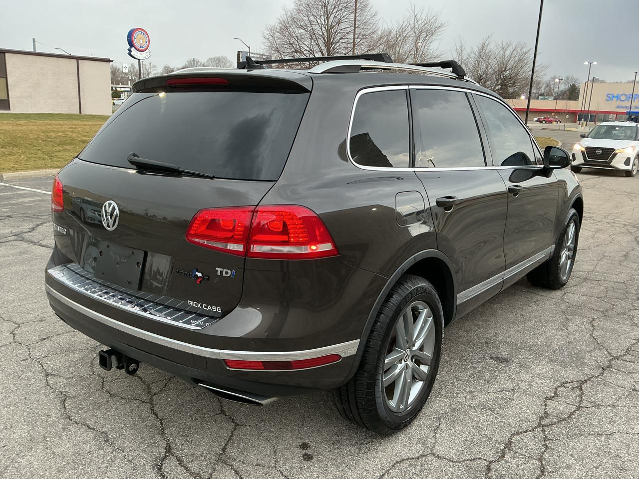 Volkswagen Touareg TDI Sport w/Technology 2015