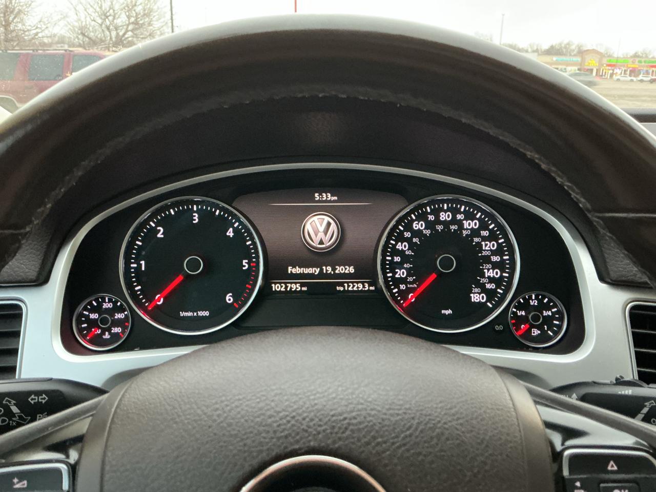 Volkswagen Touareg TDI Sport w/Technology 2015
