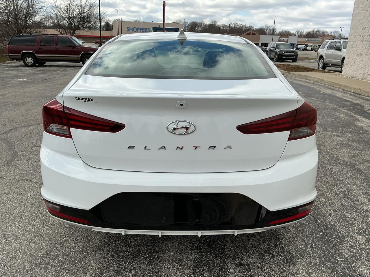 Hyundai Elantra Limited 2019