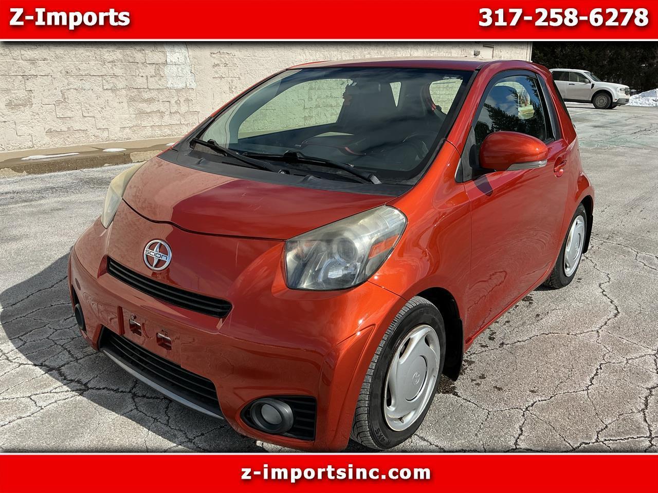 Scion iQ 3-Door Hatchback AT 2012