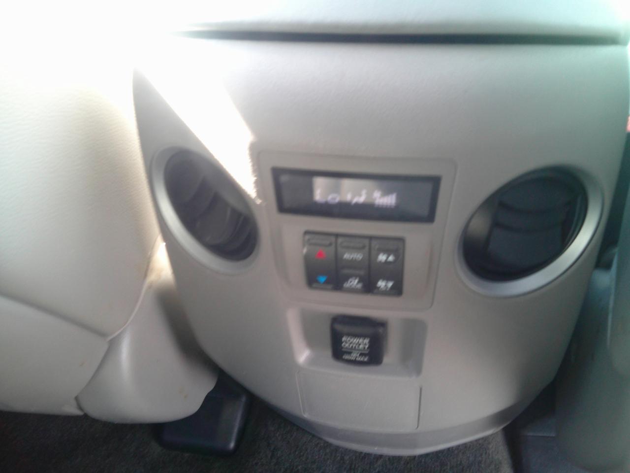 Honda Pilot EX-L 4WD 5-Spd AT with Navigation 2012